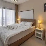 Priscilla In Caesar Blue Resort, Breakfast Possible, Aquapark,gym With Sauna And Heated Swimming Pool Apartment Gastria