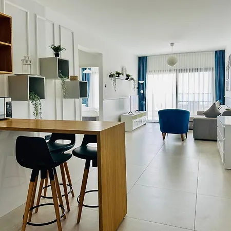 Priscilla In Caesar Blue Resort, Breakfast Possible, Aquapark,gym With Sauna And Heated Swimming Pool Apartment *