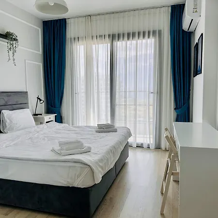 Apartman Priscilla In Caesar Blue Resort, Breakfast Possible, Aquapark,gym With Sauna And Heated Swimming Pool *