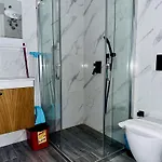 Priscilla In Caesar Blue Resort, Breakfast Possible, Aquapark,gym With Sauna And Heated Swimming Pool شقة Gastria