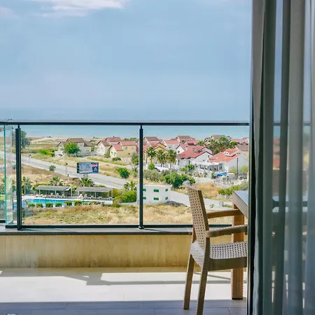 Priscilla In Caesar Blue Resort, Breakfast Possible, Aquapark,gym With Sauna And Heated Swimming Pool *