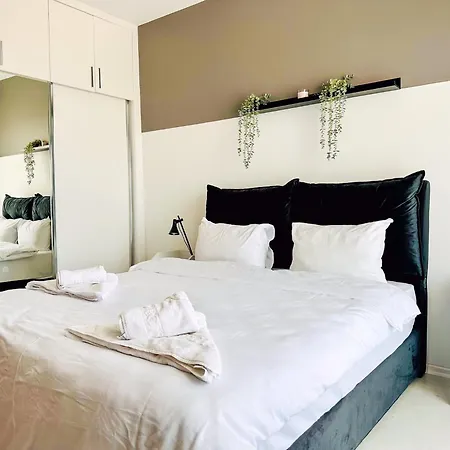 Apartament Priscilla In Caesar Blue Resort, Breakfast Possible, Aquapark,gym With Sauna And Heated Swimming Pool *