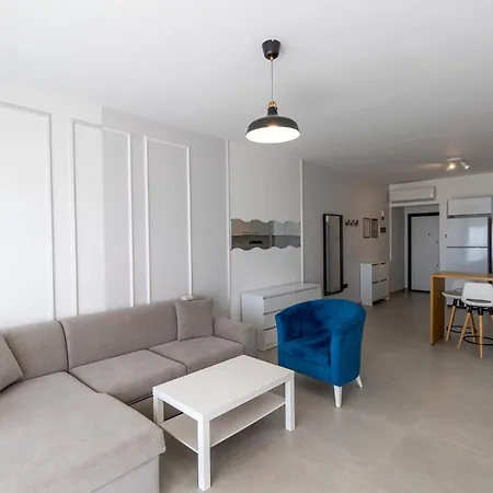 Priscilla In Caesar Blue Resort, Breakfast Possible, Aquapark,gym With Sauna And Heated Swimming Pool Apartament *