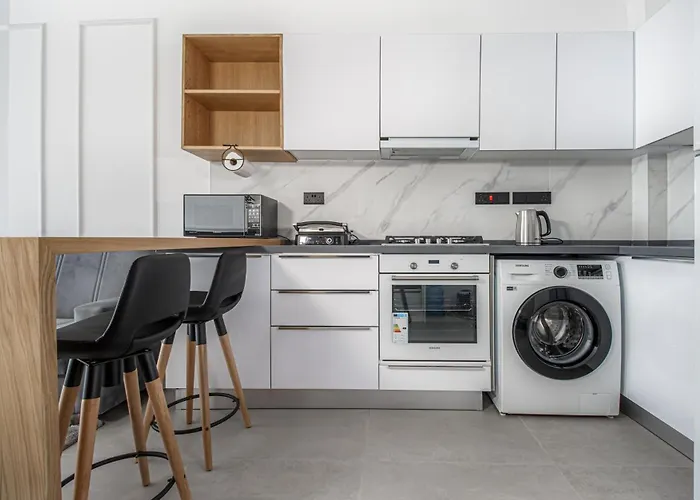 Priscilla Apartments In Caesar Blue Resort, Breakfast Possible, Aquapark,Gym With Sauna And Heated Swimming Pool Gastria