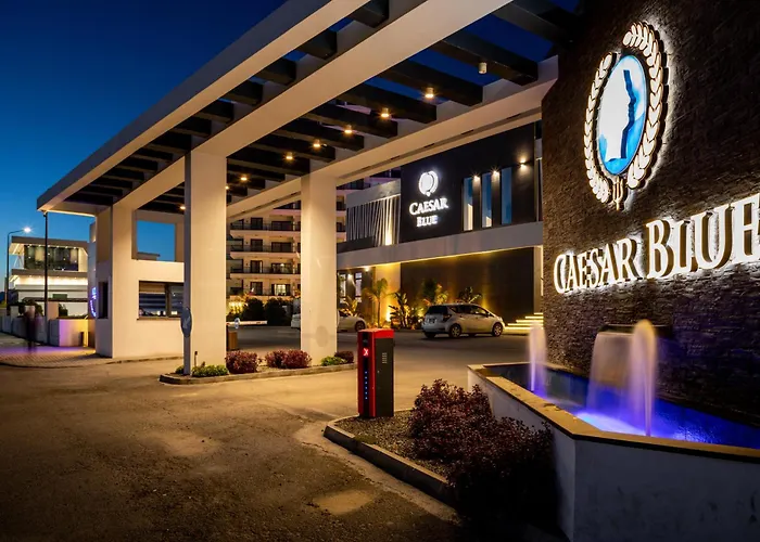 Priscilla With Seaview In Caesar Blue Resort, Breakfast & Lunch Possible, Gym With Sauna And Heated Swimming Pool Apartmán Gastria